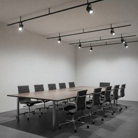 Zoomable LED Track Light for Open Offices